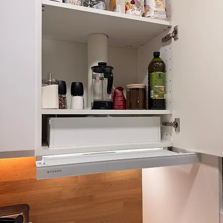 Free Sauna & Sunset Views In Center Apartmán